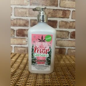 Hempz Krisp Kringle Herbal Body Moisturizer - White & Pink Label